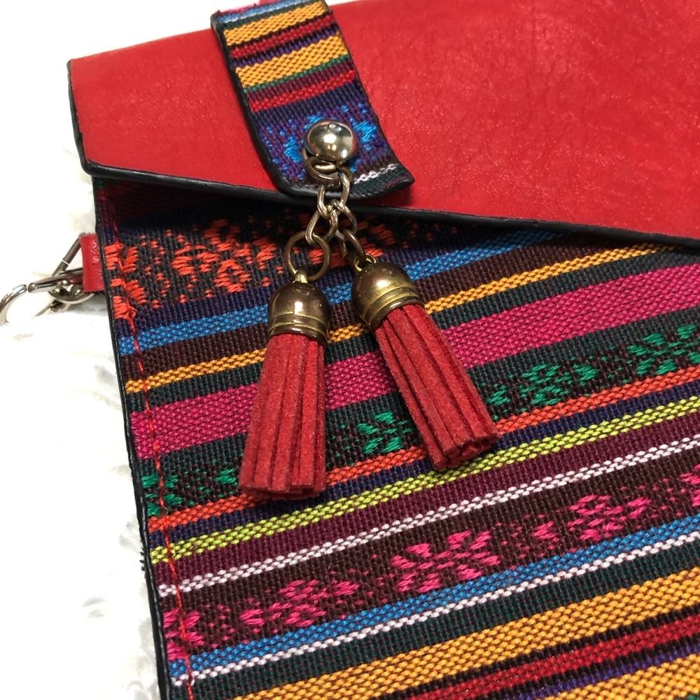 Handmade Boho Aztec Guatemalan Print Crossbody Bag - Picture 7 of 11